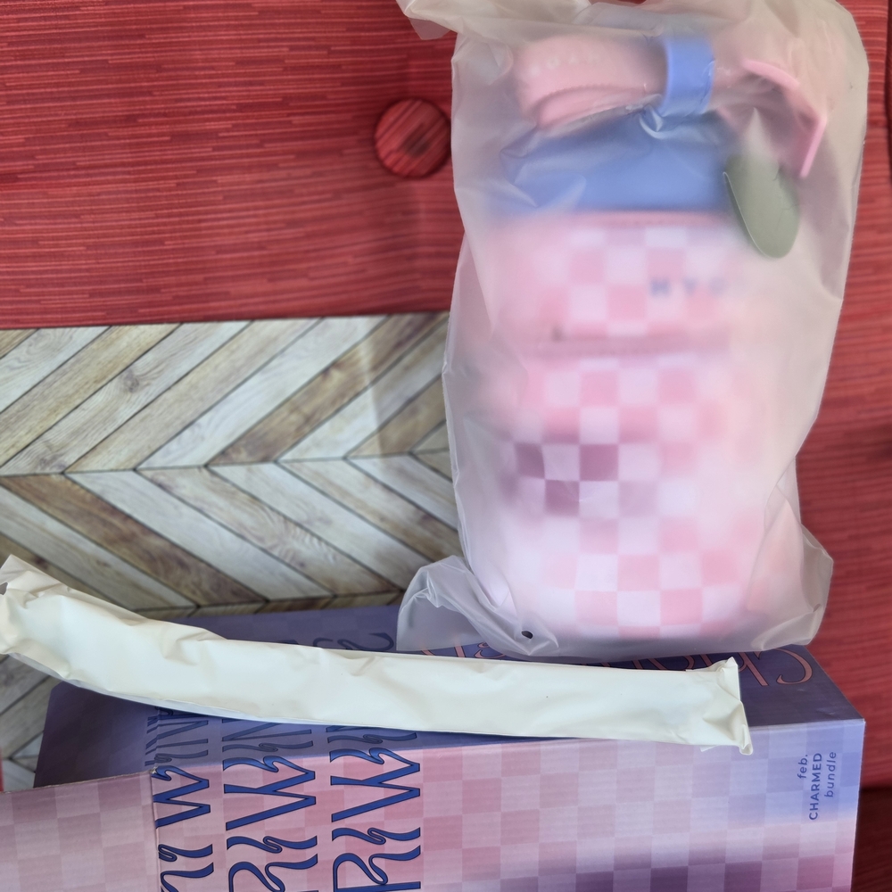 HydroJug 73oz Periwinkle & Pink Checkered Water Bottle